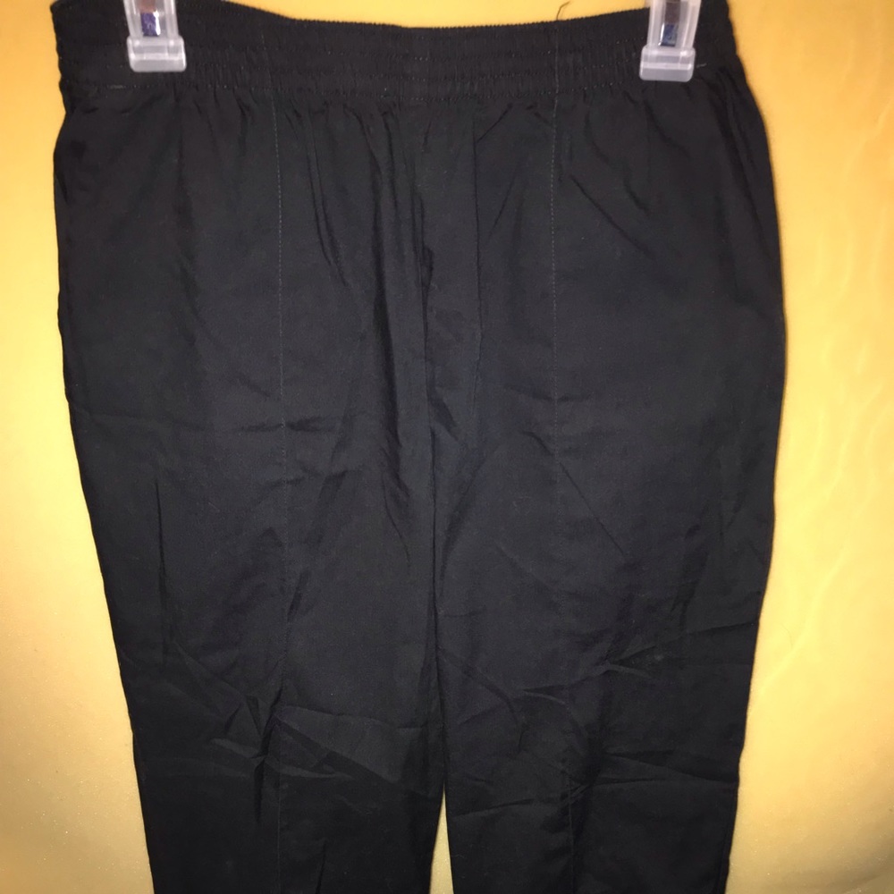 V life elastic pants size medium/w pockets Black